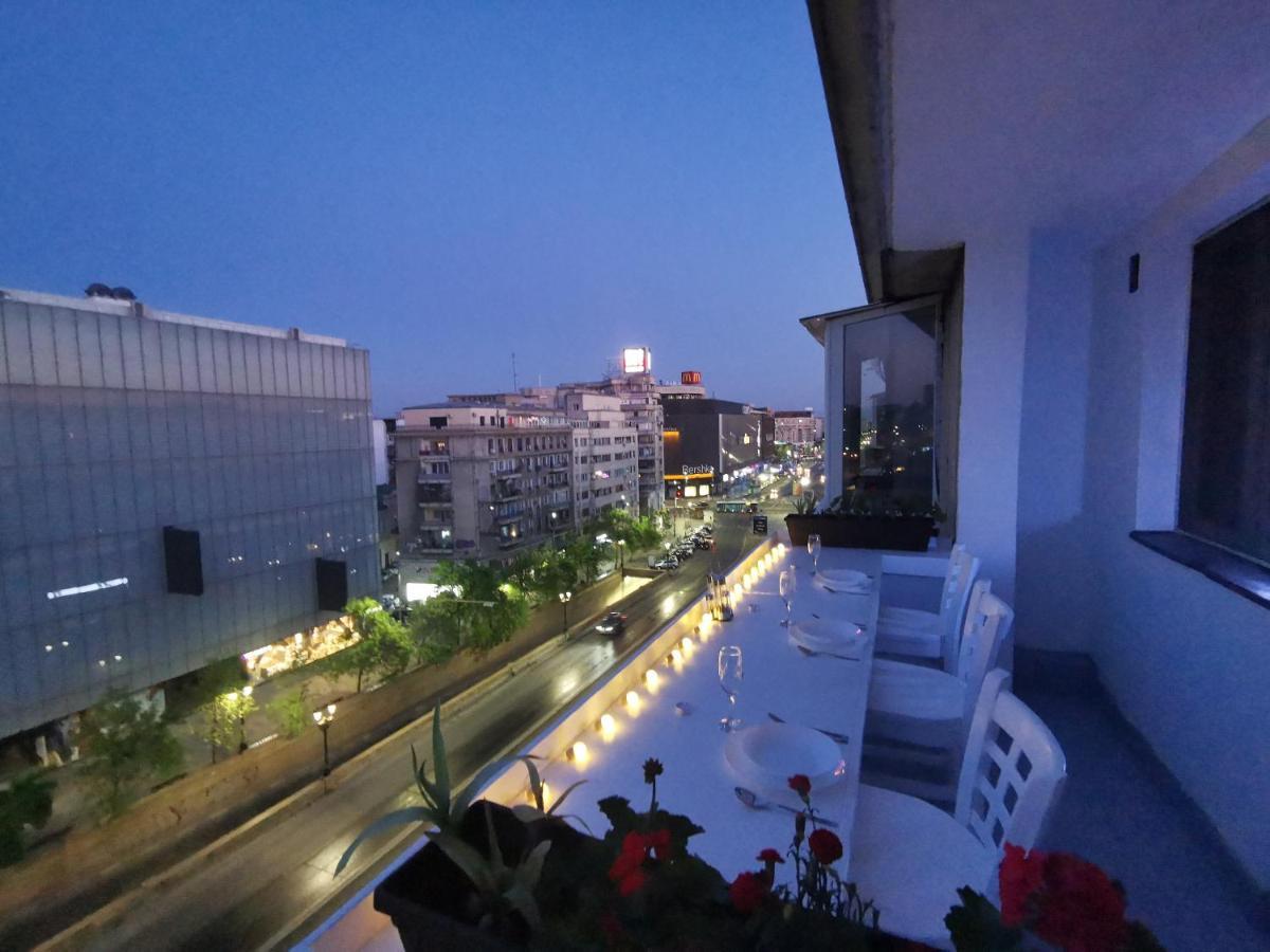 Old Town Apartment With Amazing View From The Balcony Bucharest Exterior photo