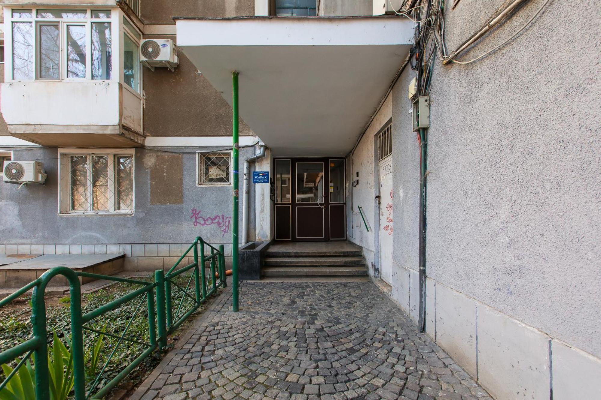 Old Town Apartment With Amazing View From The Balcony Bucharest Exterior photo