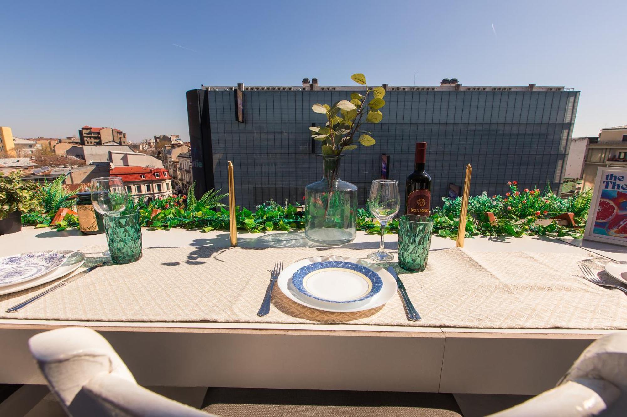 Old Town Apartment With Amazing View From The Balcony Bucharest Exterior photo