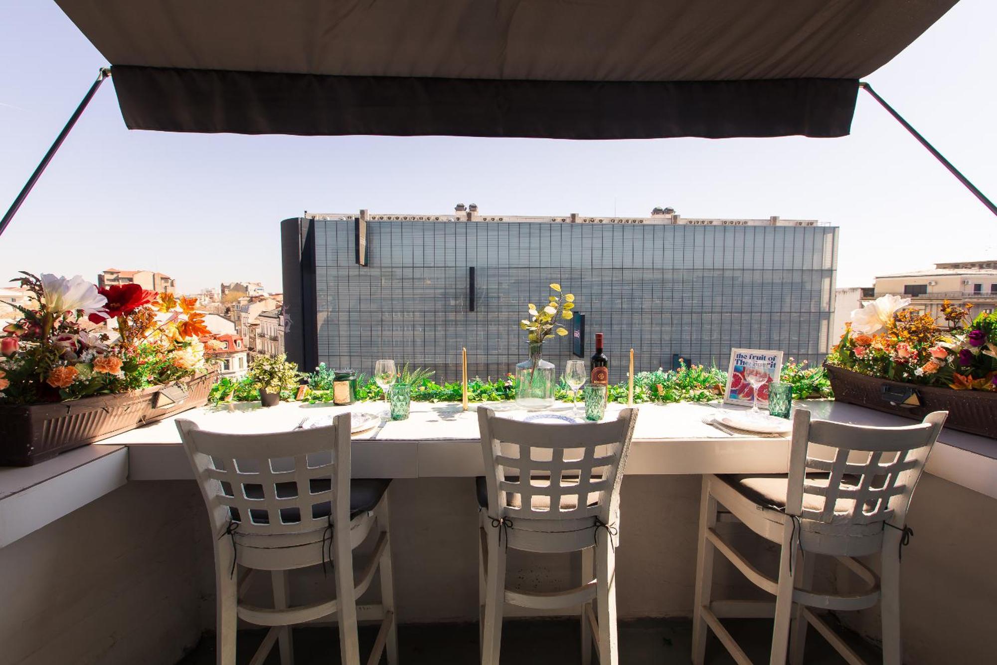 Old Town Apartment With Amazing View From The Balcony Bucharest Exterior photo